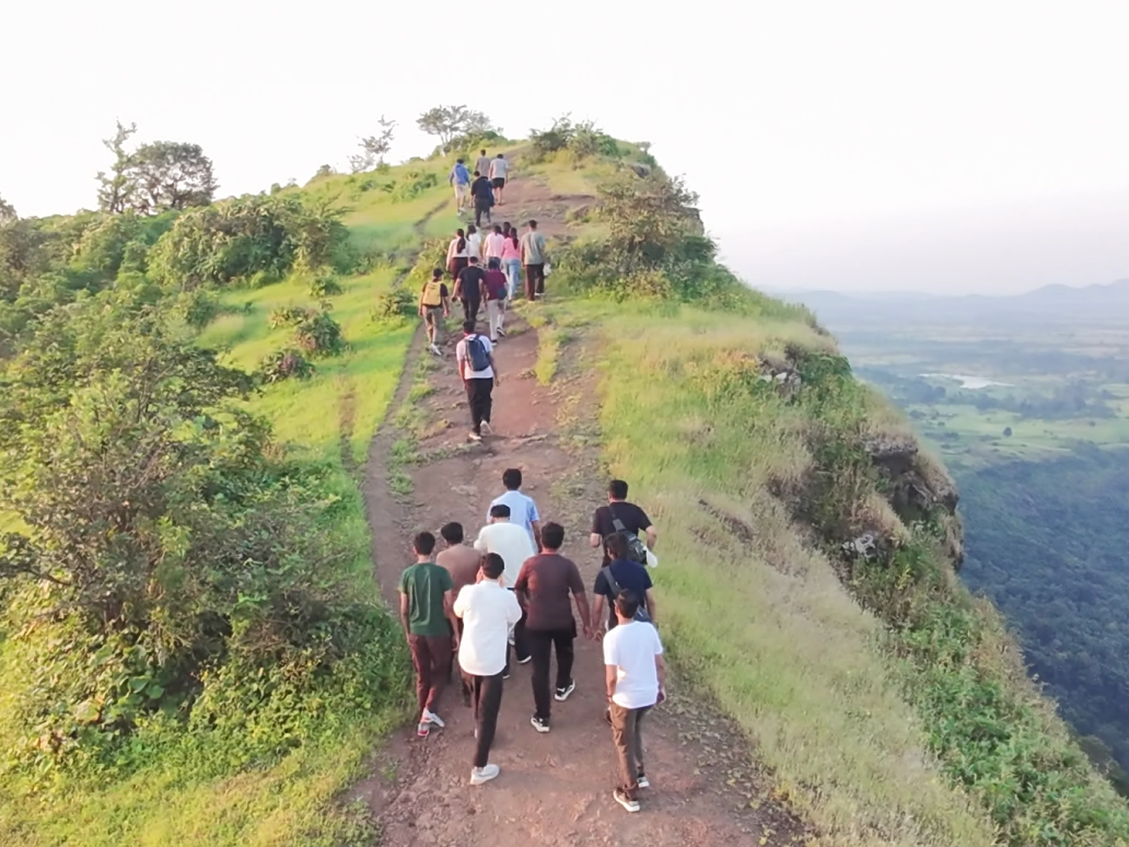 Sanskar Technolab Saputara trek 2026 team moment 5